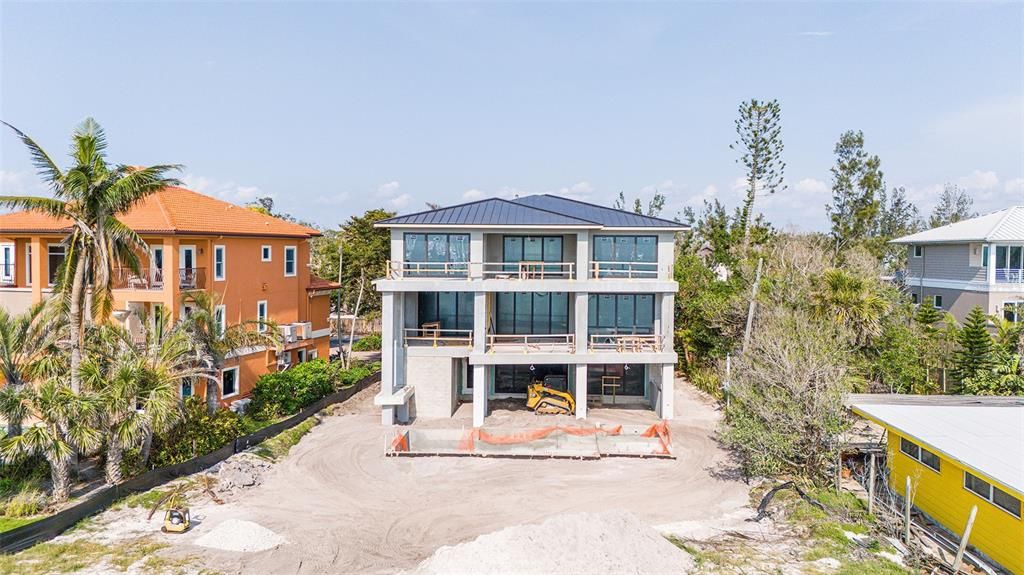 На продажу: $16,000,000 (5 спален, 5 ванн, 5524 Квадратных фут)