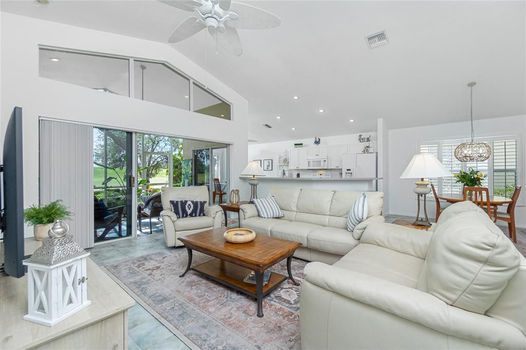 For Rent: $2,300 (2 beds, 2 baths, 1266 Square Feet)