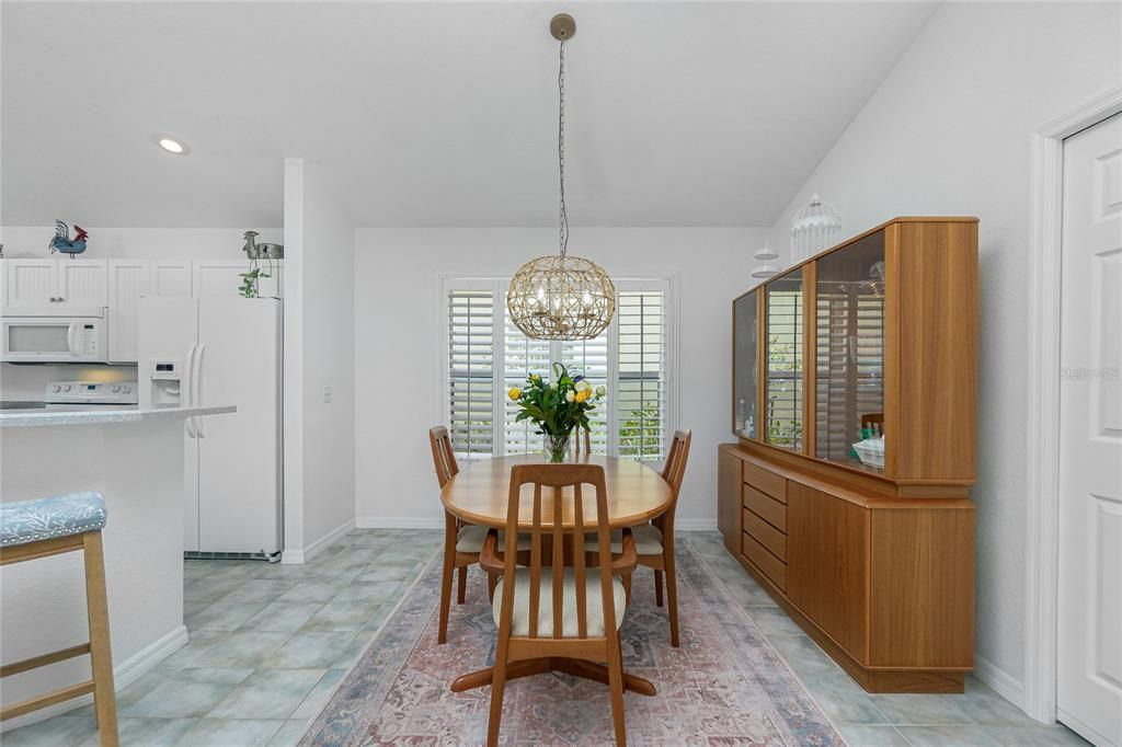 For Rent: $2,300 (2 beds, 2 baths, 1266 Square Feet)