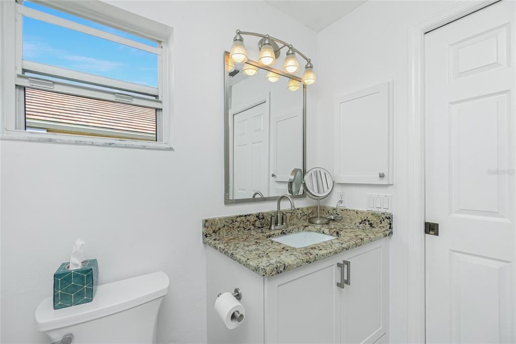 For Rent: $2,300 (2 beds, 2 baths, 1266 Square Feet)