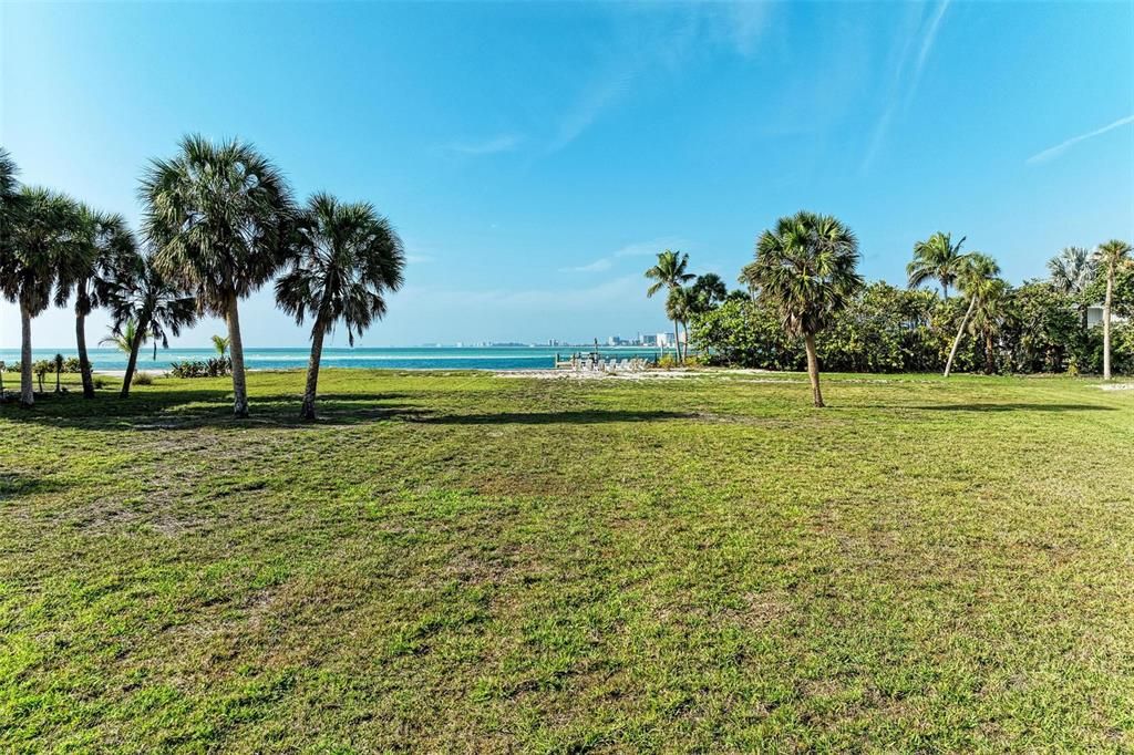 For Sale: $16,100,000 (1.34 acres)