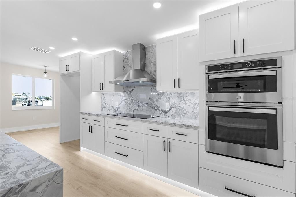 For Sale: $499,000 (3 beds, 2 baths, 1554 Square Feet)