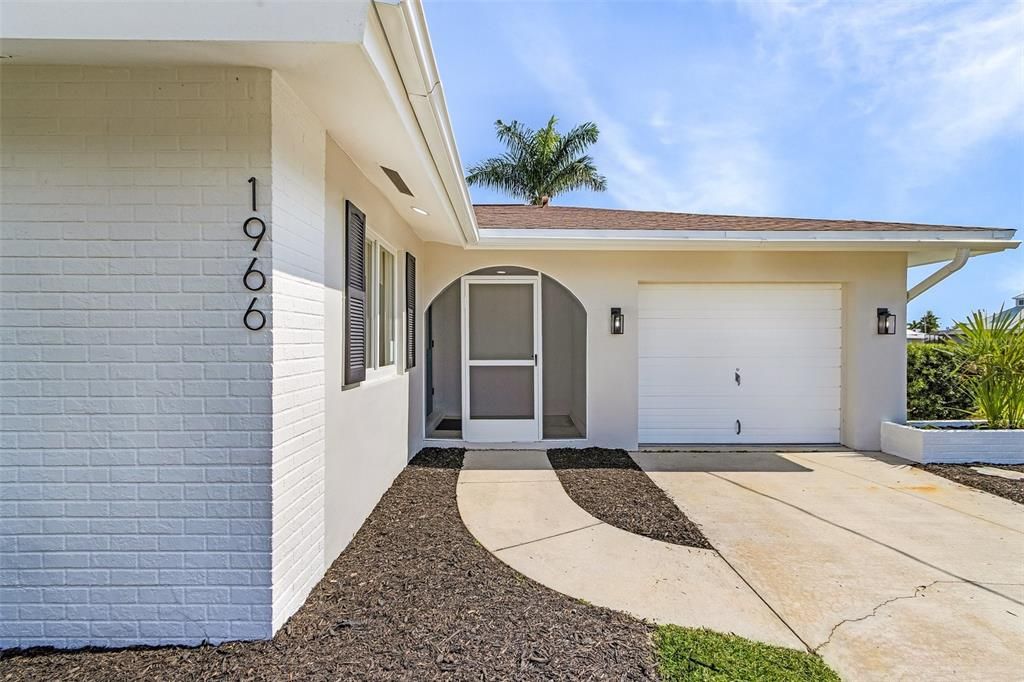 For Sale: $499,000 (3 beds, 2 baths, 1554 Square Feet)