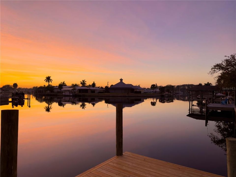For Sale: $499,000 (3 beds, 2 baths, 1554 Square Feet)