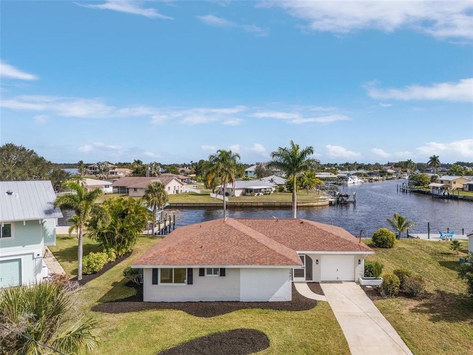 For Sale: $499,000 (3 beds, 2 baths, 1554 Square Feet)