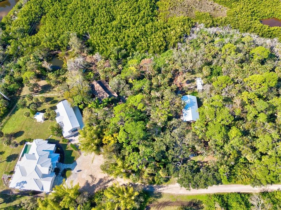 合同活跃: $99,000 (0.52 acres)