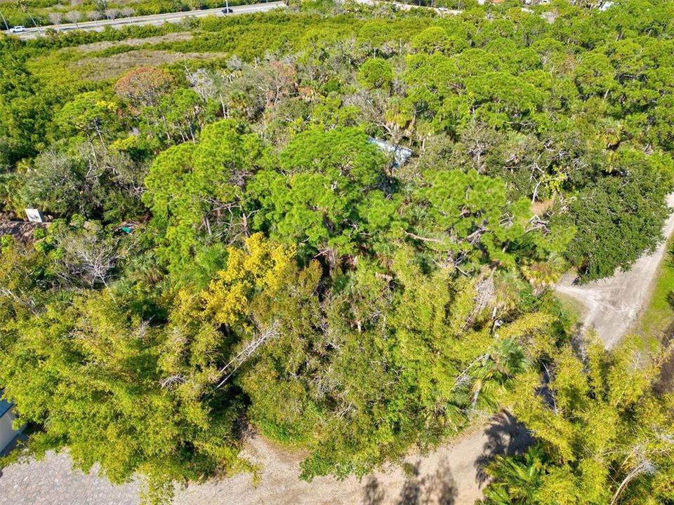 合同活跃: $99,000 (0.52 acres)