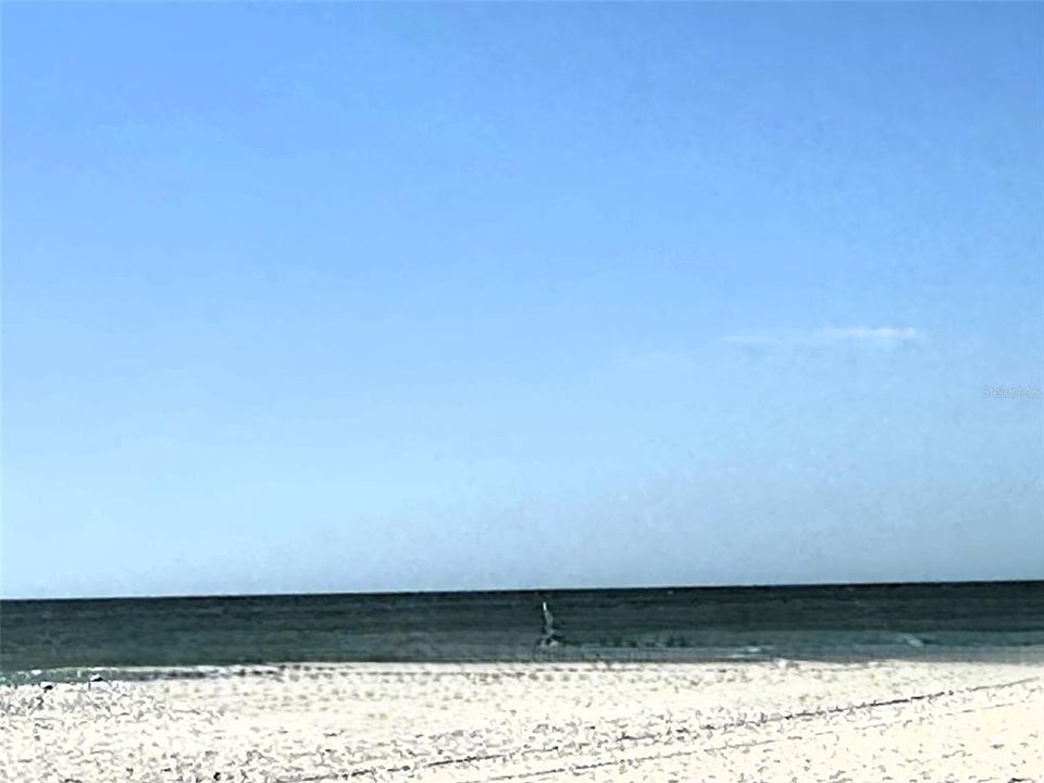 На продажу: $2,499,000 (0.13 acres)