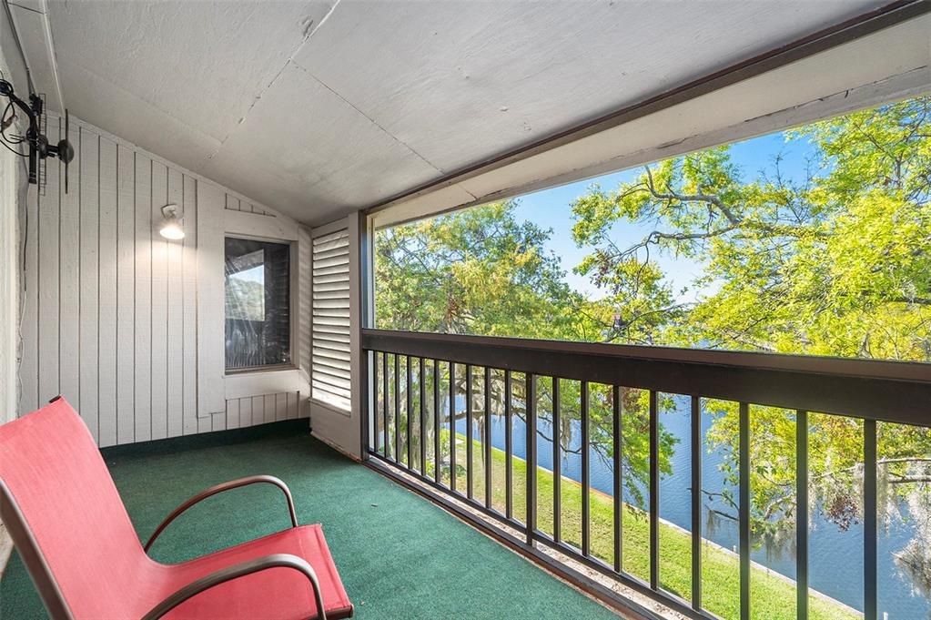 待售: $169,000 (2 贝兹, 2 浴室, 1260 平方英尺)