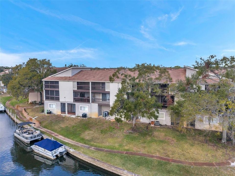 待售: $169,000 (2 贝兹, 2 浴室, 1260 平方英尺)