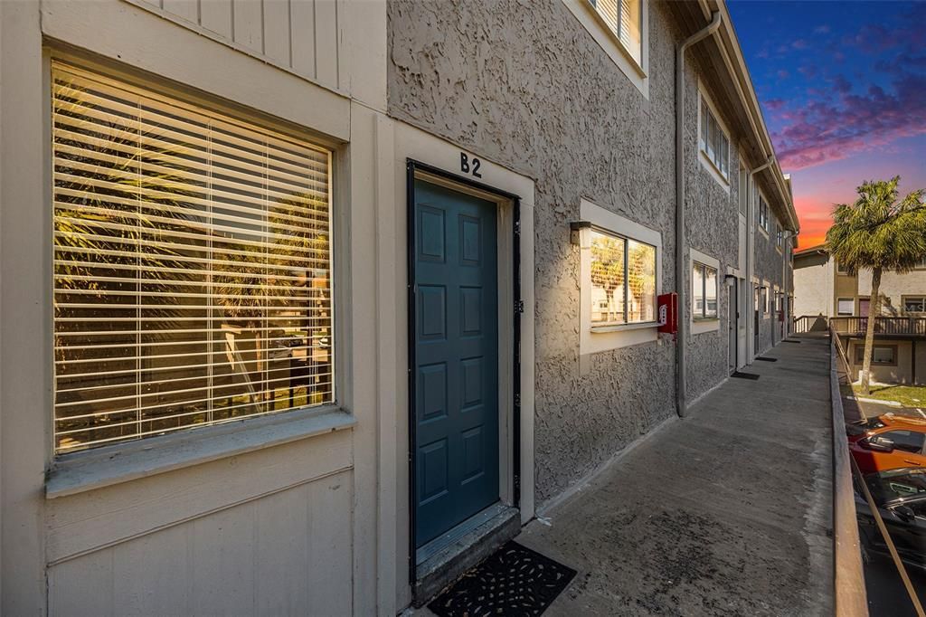 待售: $169,000 (2 贝兹, 2 浴室, 1260 平方英尺)