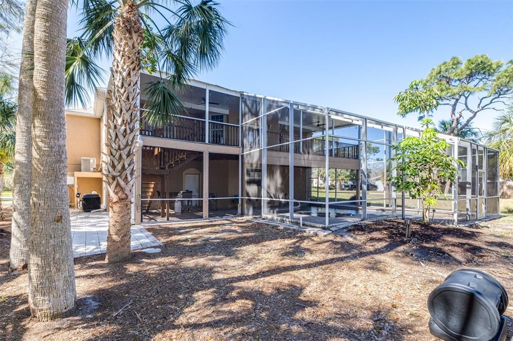 Под контрактом: $745,000 (4 спален, 3 ванн, 2806 Квадратных фут)