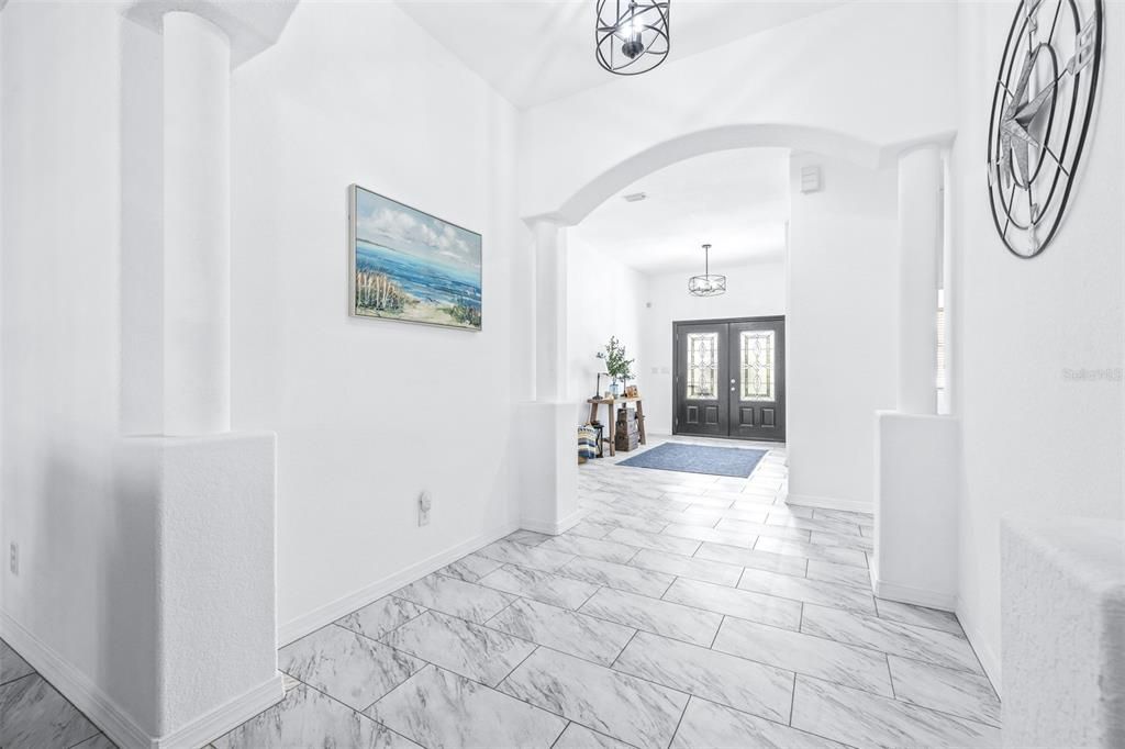 Под контрактом: $745,000 (4 спален, 3 ванн, 2806 Квадратных фут)