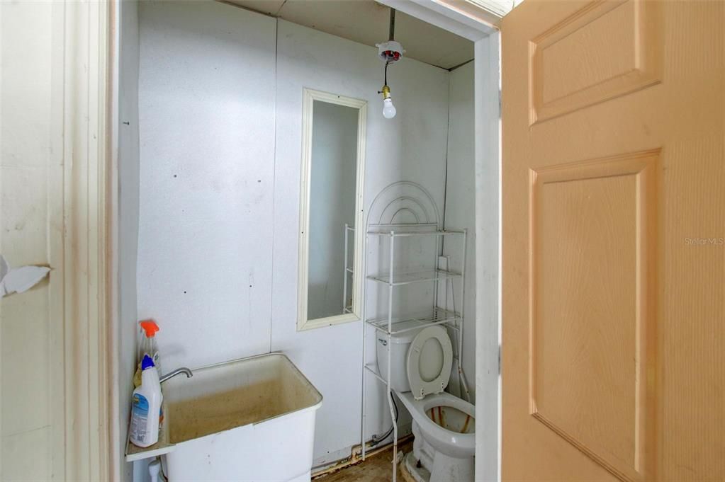 待售: $895,000 (0 贝兹, 0 浴室, 10013 平方英尺)