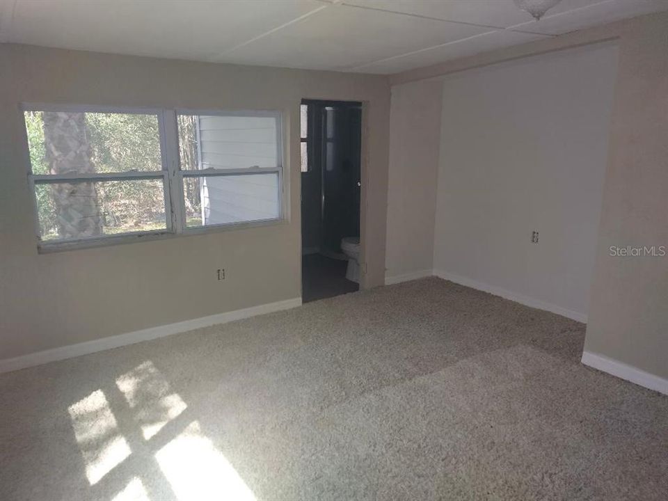 待售: $129,900 (3 贝兹, 2 浴室, 1161 平方英尺)