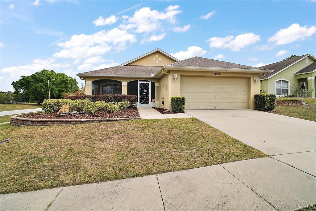 Vendido Recientemente: $300,000 (3 camas, 2 baños, 1346 Pies cuadrados)