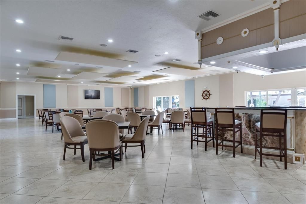 В аренду: $4,000 (1 спален, 1 ванн, 811 Квадратных фут)