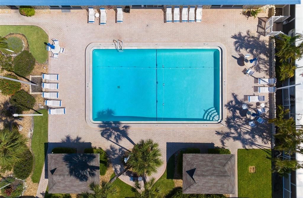 В аренду: $4,000 (1 спален, 1 ванн, 811 Квадратных фут)