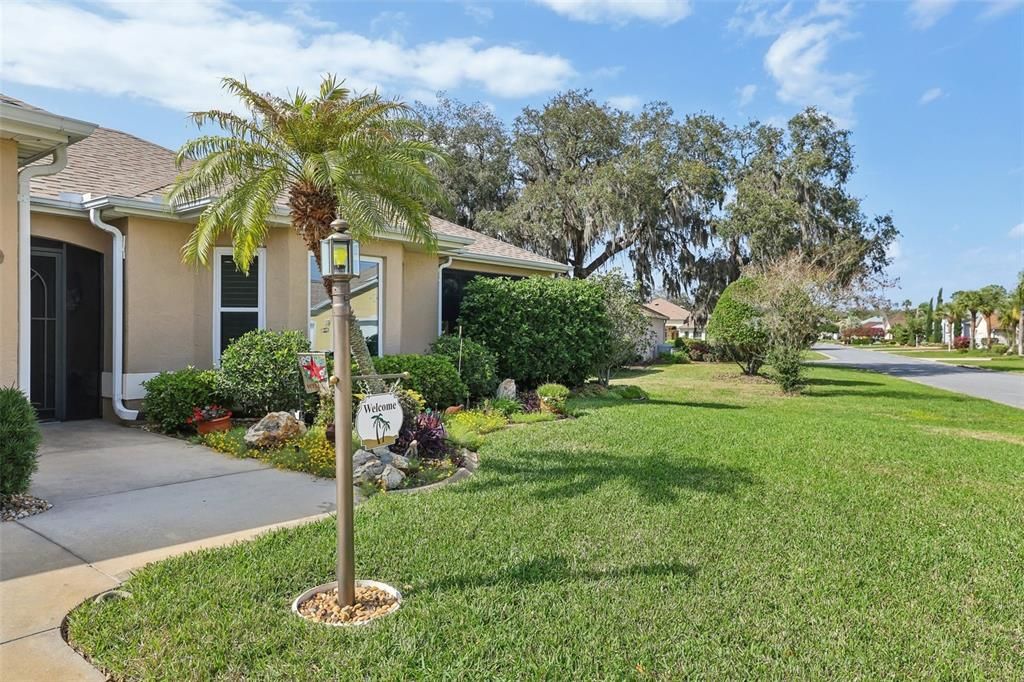 Под контрактом: $655,555 (3 спален, 2 ванн, 2086 Квадратных фут)