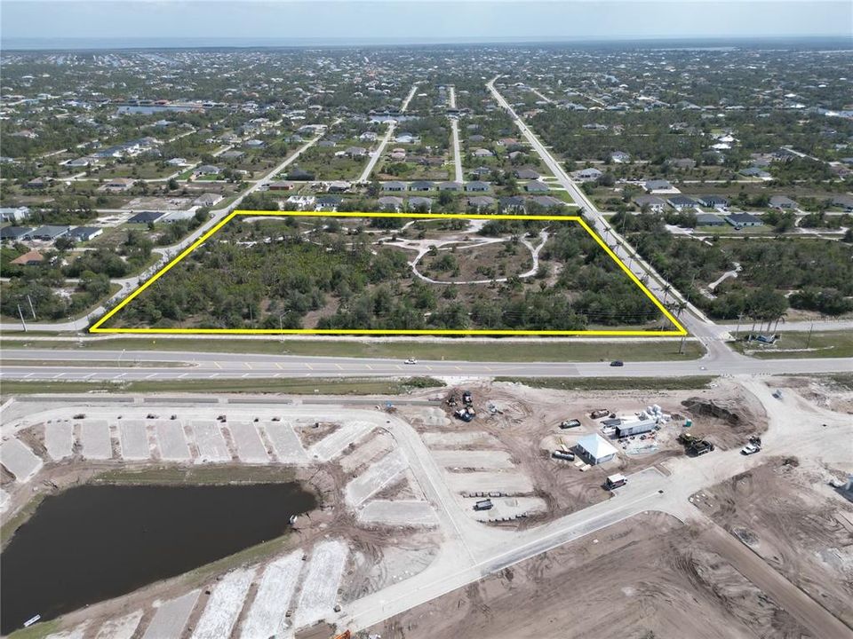 待售: $4,136,025 (12.66 acres)