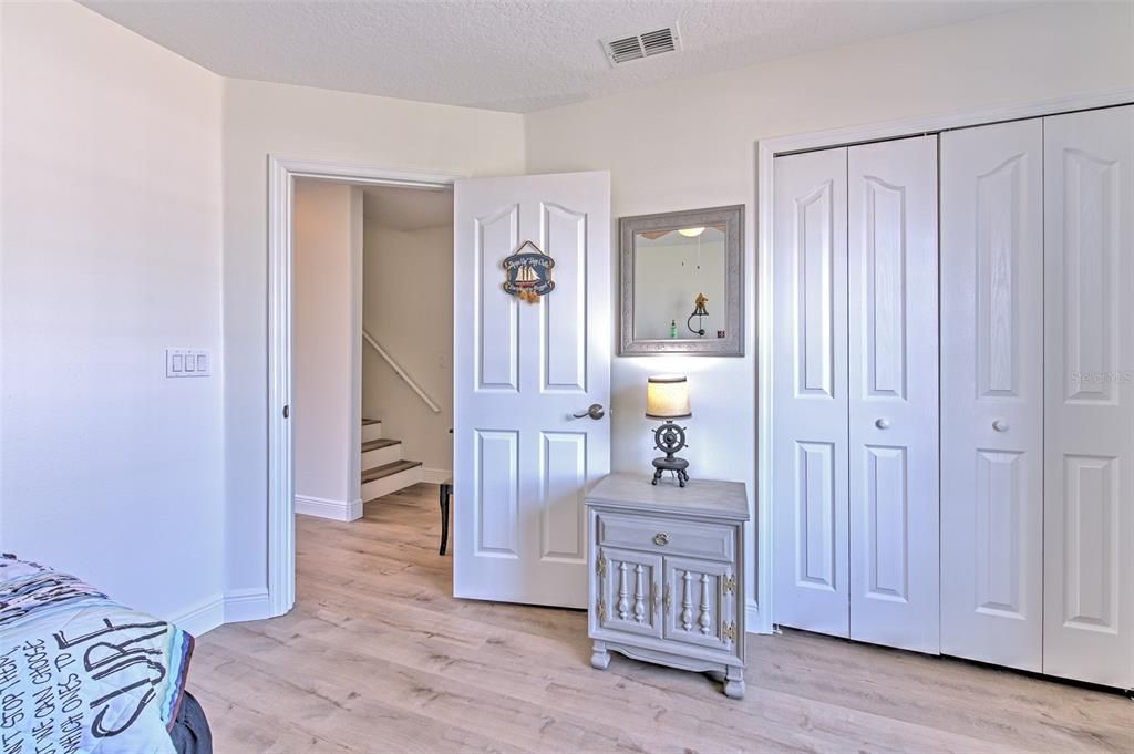 待售: $600,000 (3 贝兹, 2 浴室, 1998 平方英尺)