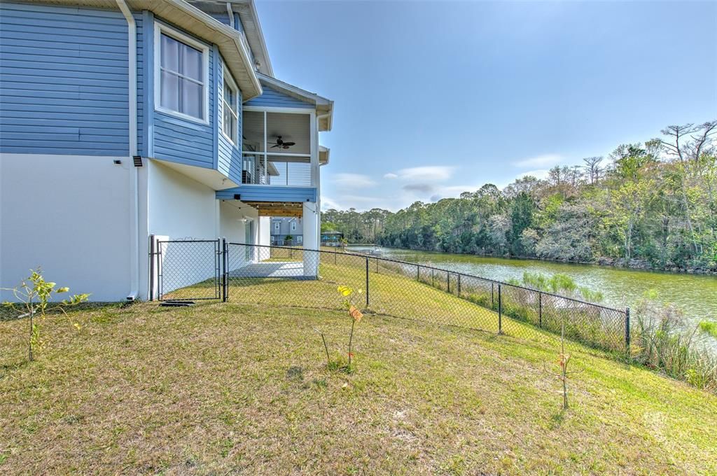 待售: $600,000 (3 贝兹, 2 浴室, 1998 平方英尺)