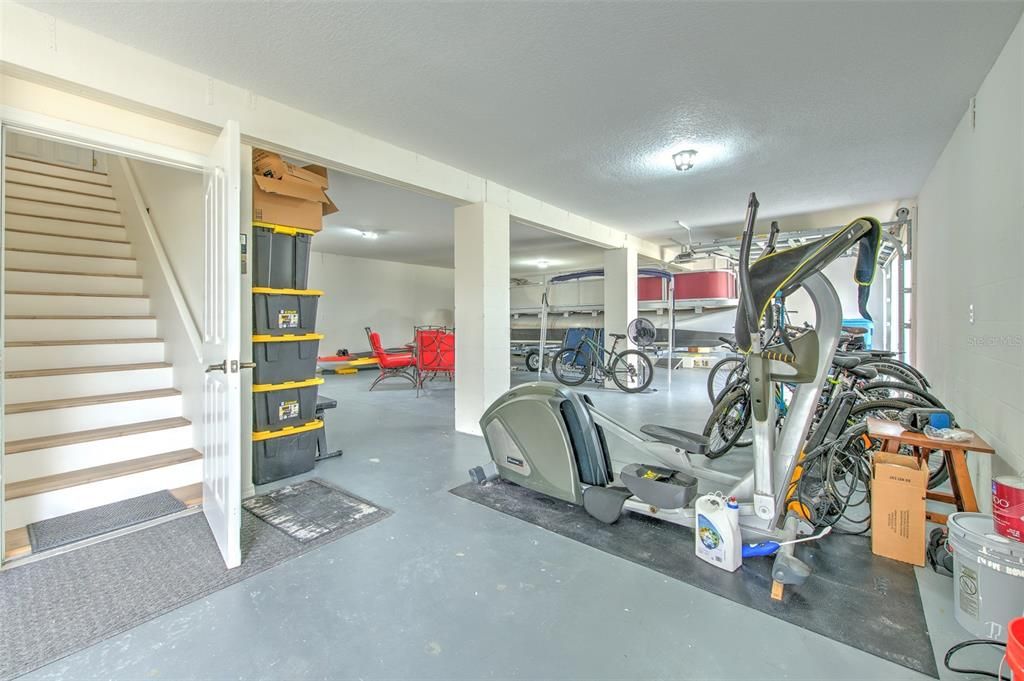 待售: $600,000 (3 贝兹, 2 浴室, 1998 平方英尺)