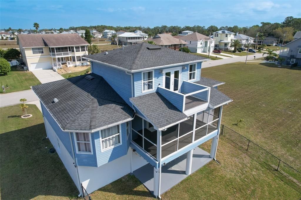 待售: $600,000 (3 贝兹, 2 浴室, 1998 平方英尺)