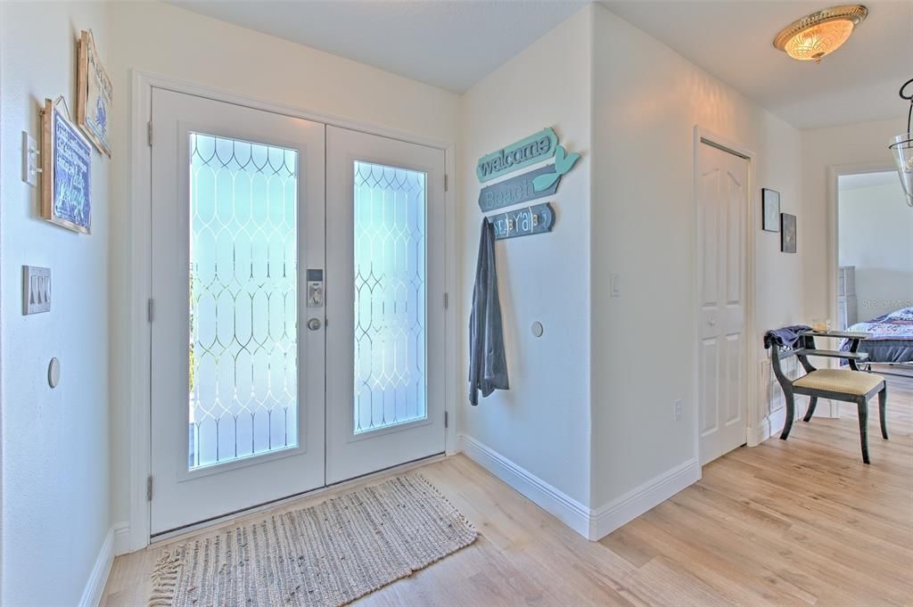 待售: $600,000 (3 贝兹, 2 浴室, 1998 平方英尺)