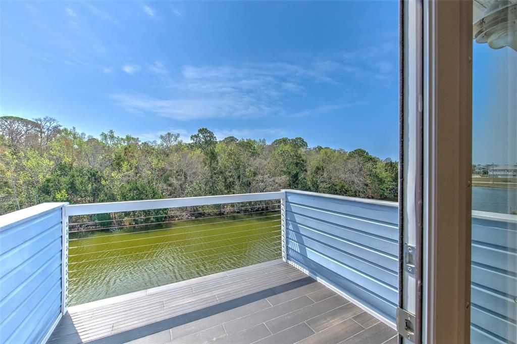 待售: $600,000 (3 贝兹, 2 浴室, 1998 平方英尺)