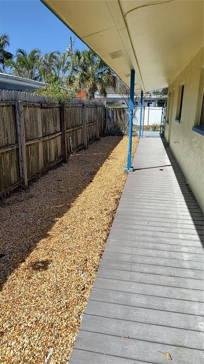 For Sale: $950,000 (0.13 acres)