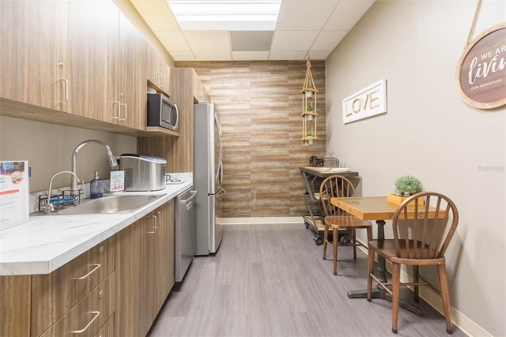 На продажу: $38,400 (0 спален, 0 ванн, 744315 Квадратных фут)