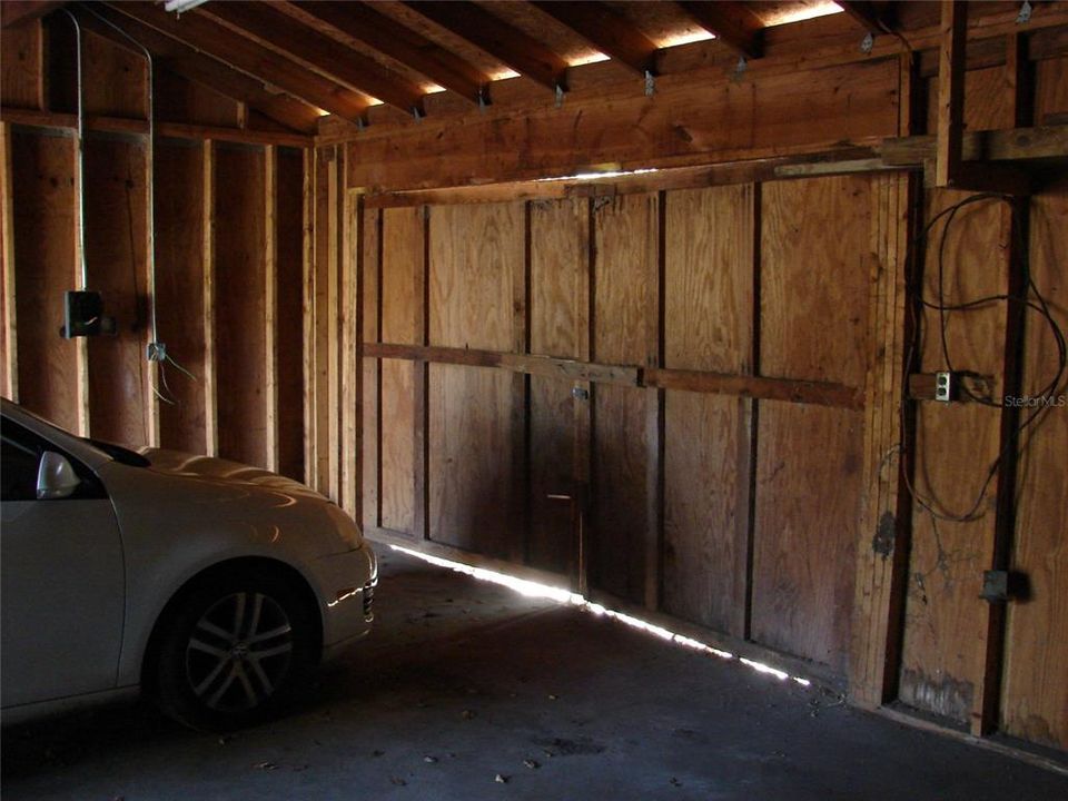 Active With Contract: $222,000 (4.24 acres)