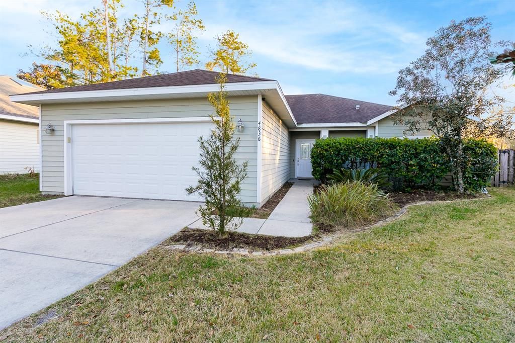 Recently Sold: $329,900 (3 beds, 2 baths, 1526 Square Feet)