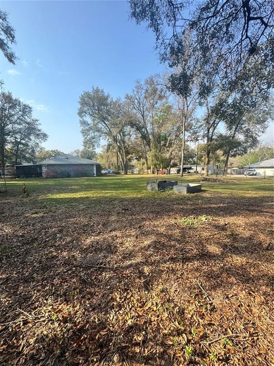 Под контрактом: $284,900 (3 спален, 2 ванн, 1671 Квадратных фут)