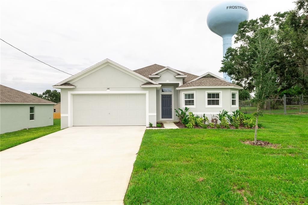 最近售出: $279,900 (3 贝兹, 2 浴室, 1478 平方英尺)