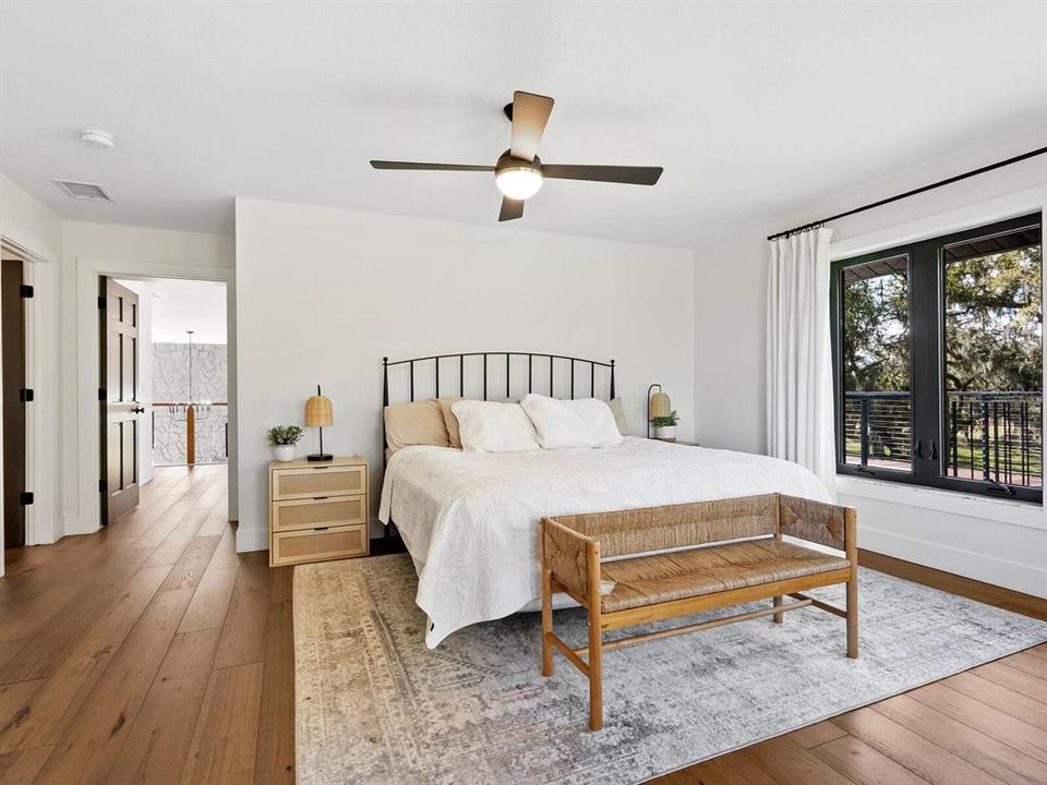 En Venta: $1,675,000 (3 camas, 3 baños, 3081 Pies cuadrados)