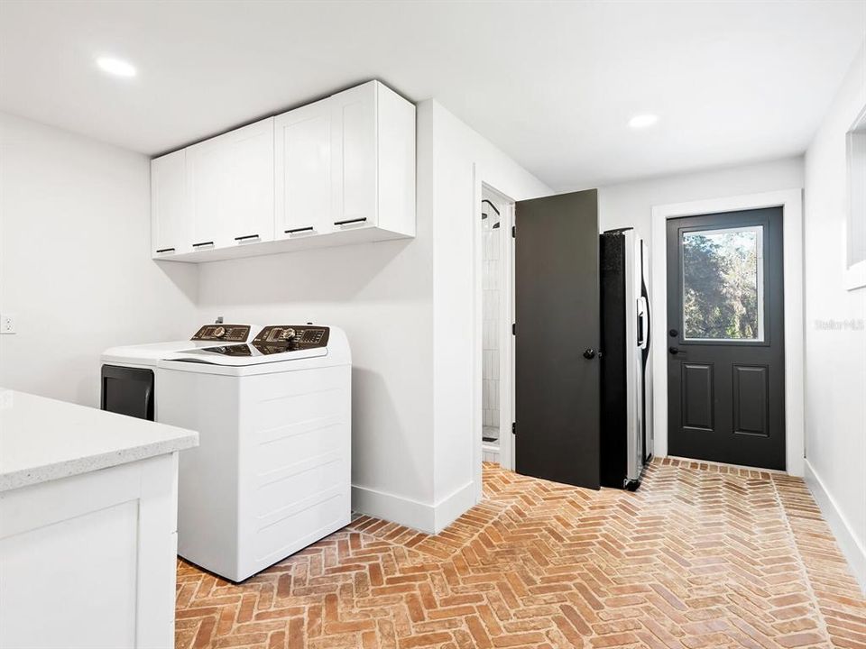 En Venta: $1,675,000 (3 camas, 3 baños, 3081 Pies cuadrados)