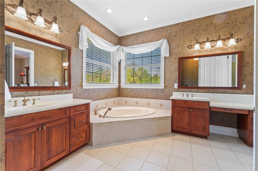 Active With Contract: $1,899,000 (4 beds, 3 baths, 4404 Square Feet)