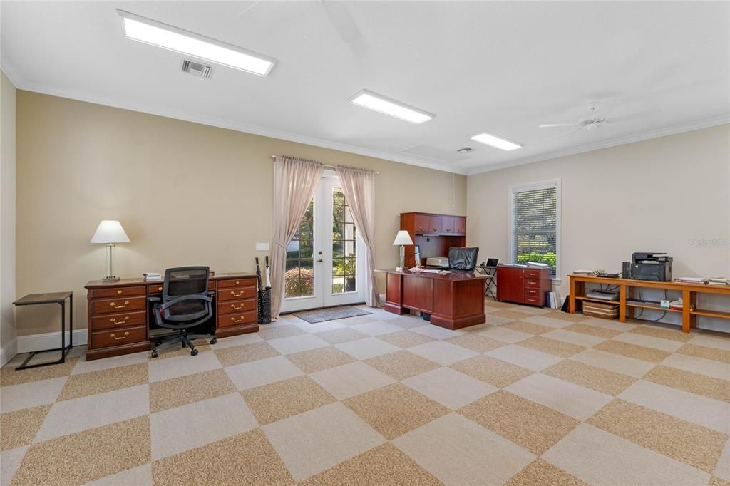 Active With Contract: $1,899,000 (4 beds, 3 baths, 4404 Square Feet)