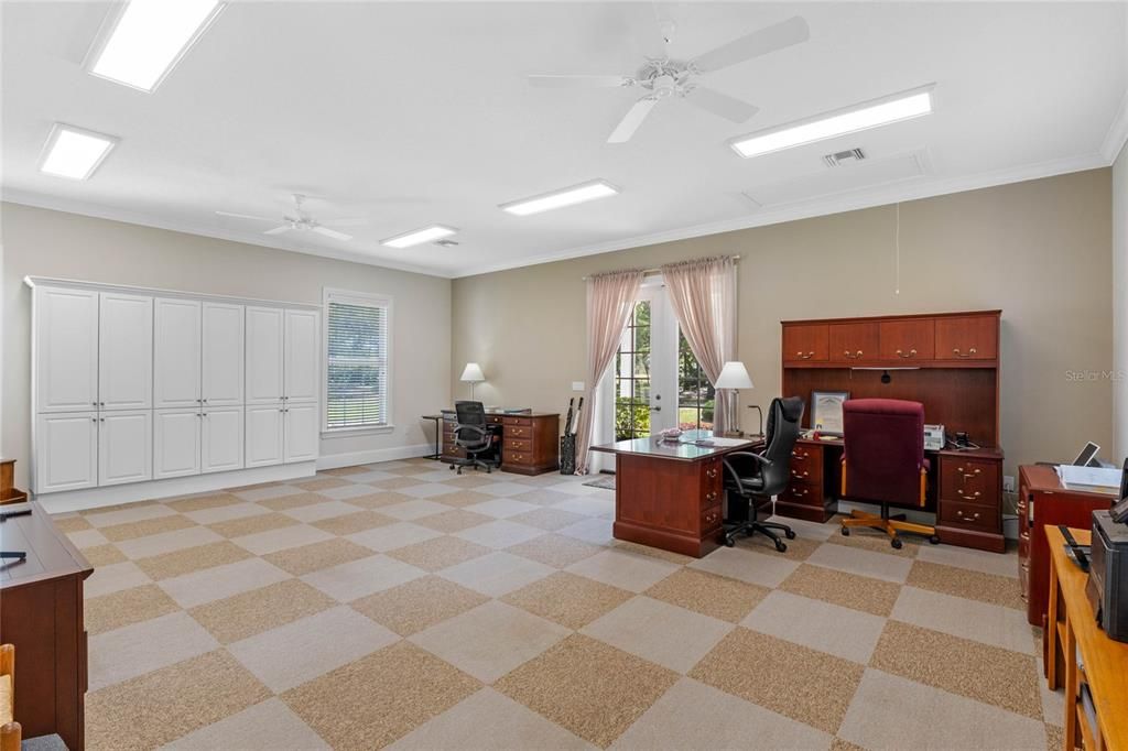 Active With Contract: $1,899,000 (4 beds, 3 baths, 4404 Square Feet)