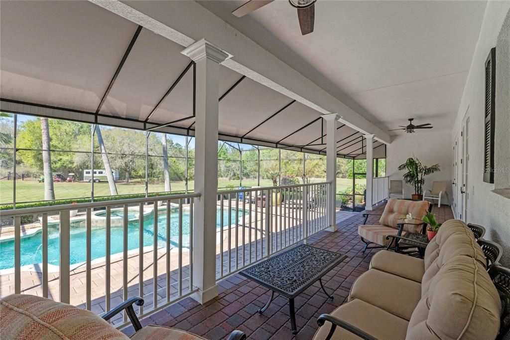 Active With Contract: $1,899,000 (4 beds, 3 baths, 4404 Square Feet)