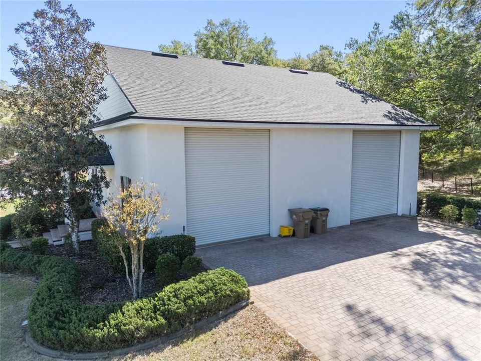 Active With Contract: $1,899,000 (4 beds, 3 baths, 4404 Square Feet)