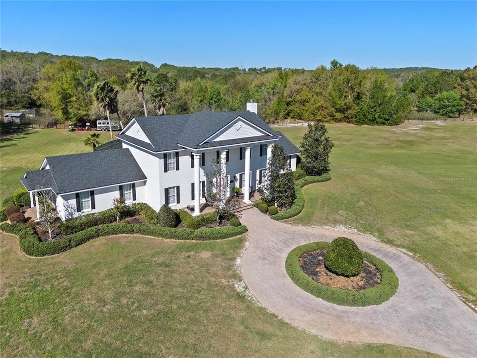 Active With Contract: $1,899,000 (4 beds, 3 baths, 4404 Square Feet)