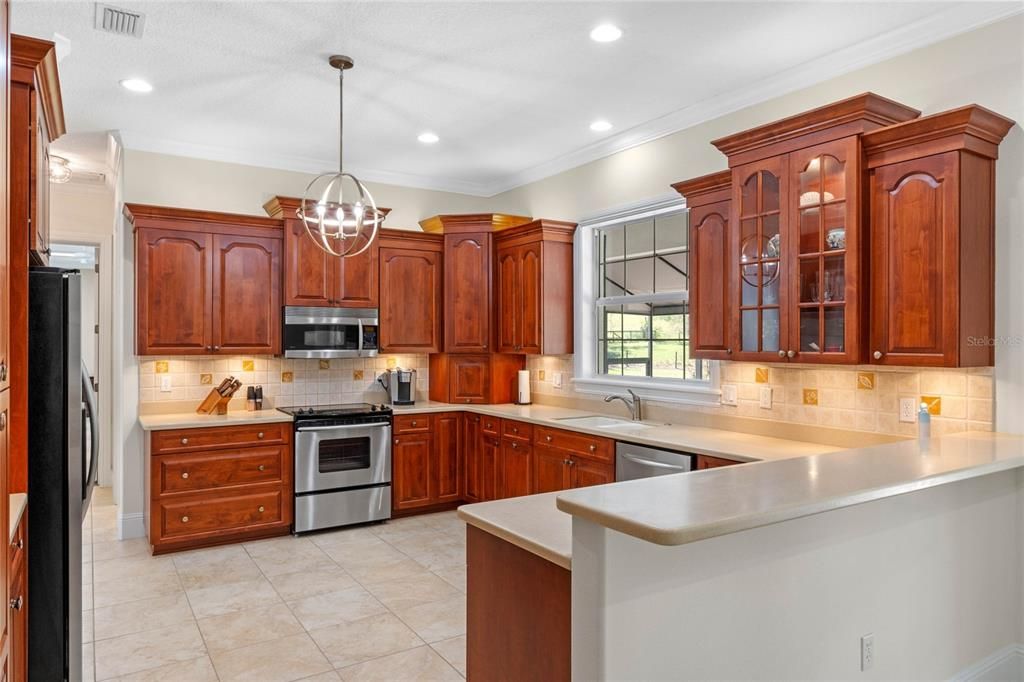 Active With Contract: $1,899,000 (4 beds, 3 baths, 4404 Square Feet)