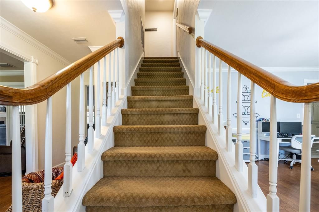 合同活跃: $824,900 (5 贝兹, 4 浴室, 3629 平方英尺)