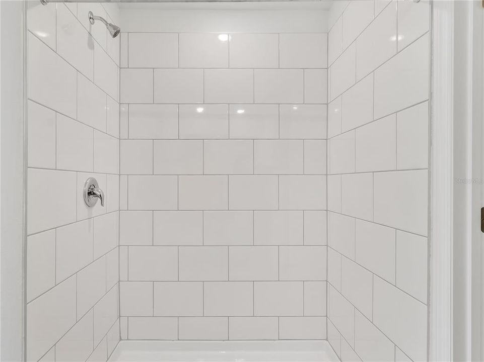 For Rent: $2,750 (4 beds, 2 baths, 1870 Square Feet)