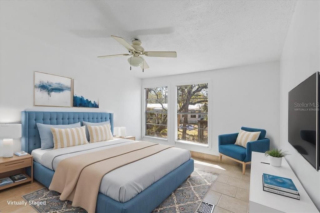 На продажу: $235,000 (2 спален, 2 ванн, 1104 Квадратных фут)