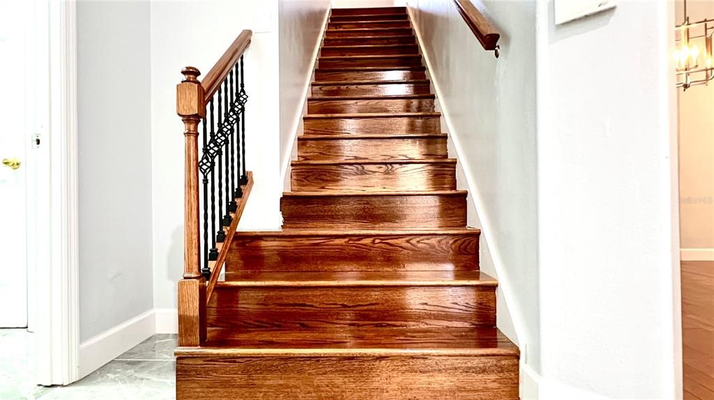 For Sale: $959,999 (6 beds, 4 baths, 3141 Square Feet)