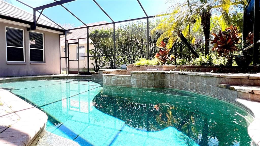 For Sale: $959,999 (6 beds, 4 baths, 3141 Square Feet)